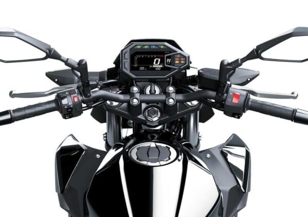 Kawasaki Z 500 (2024 - 25) - immagine 6