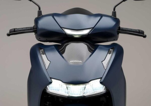 Honda SH 350i GT (2025) - immagine 10